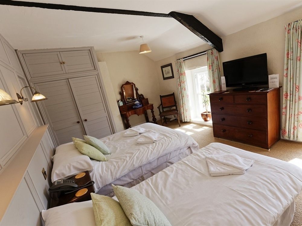 Rams Head Inn Dolton ภายนอก รูปภาพ