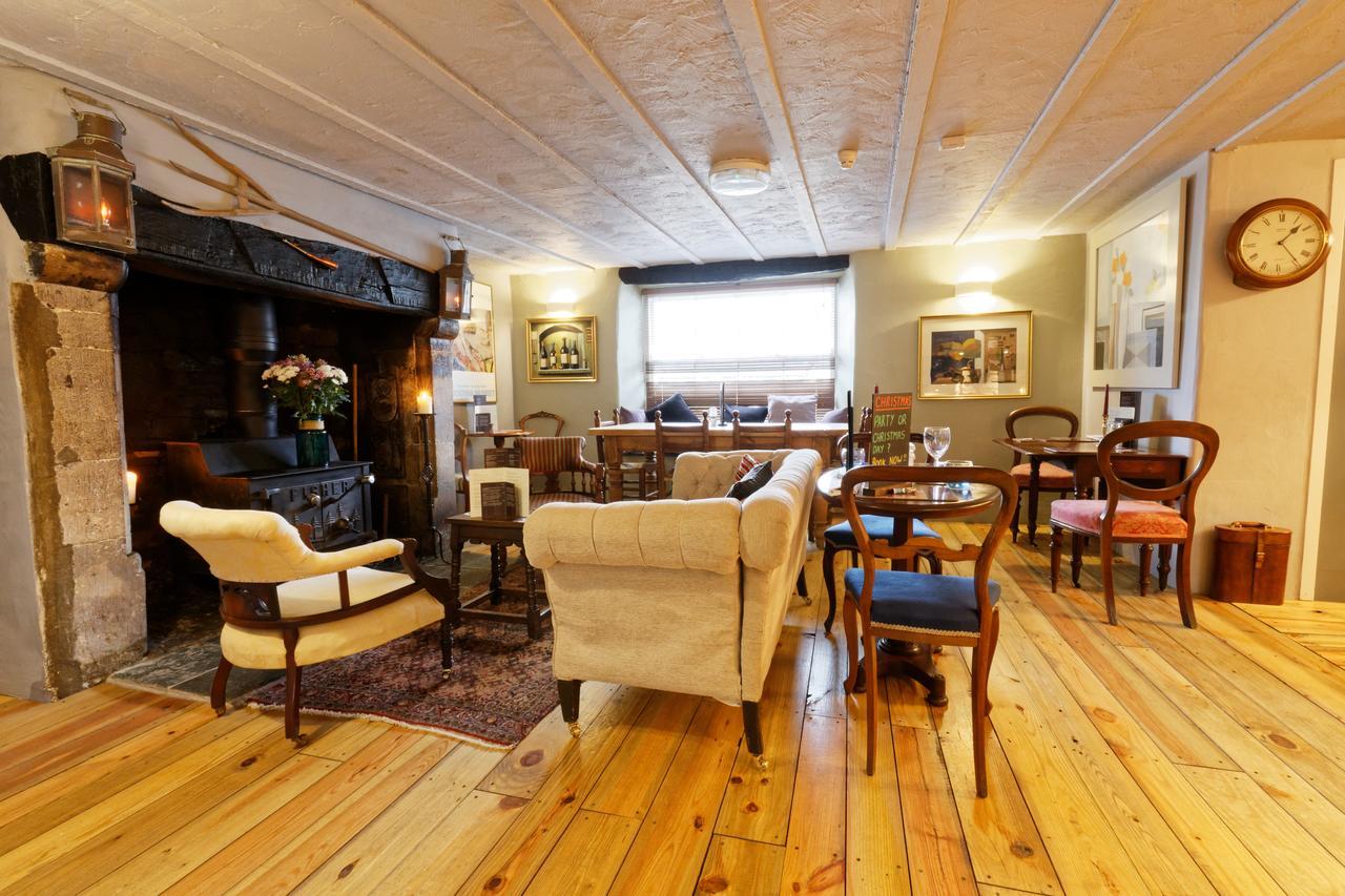 Rams Head Inn Dolton ภายนอก รูปภาพ