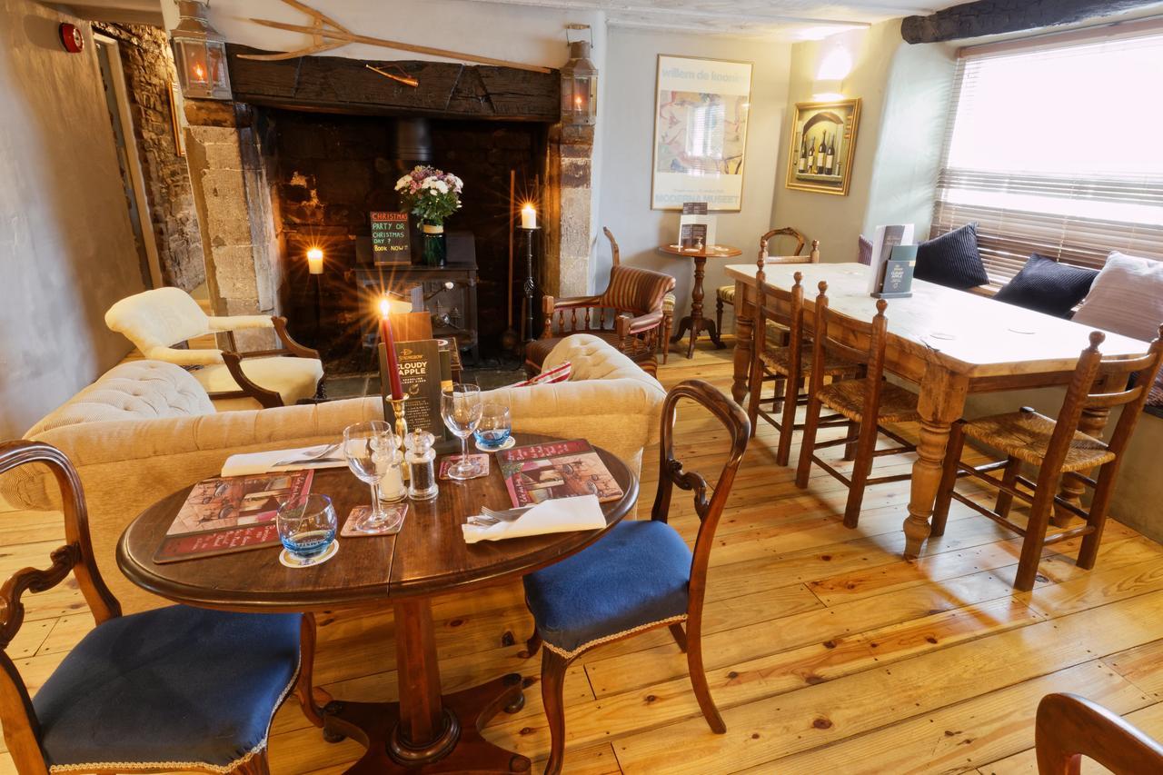 Rams Head Inn Dolton ภายนอก รูปภาพ