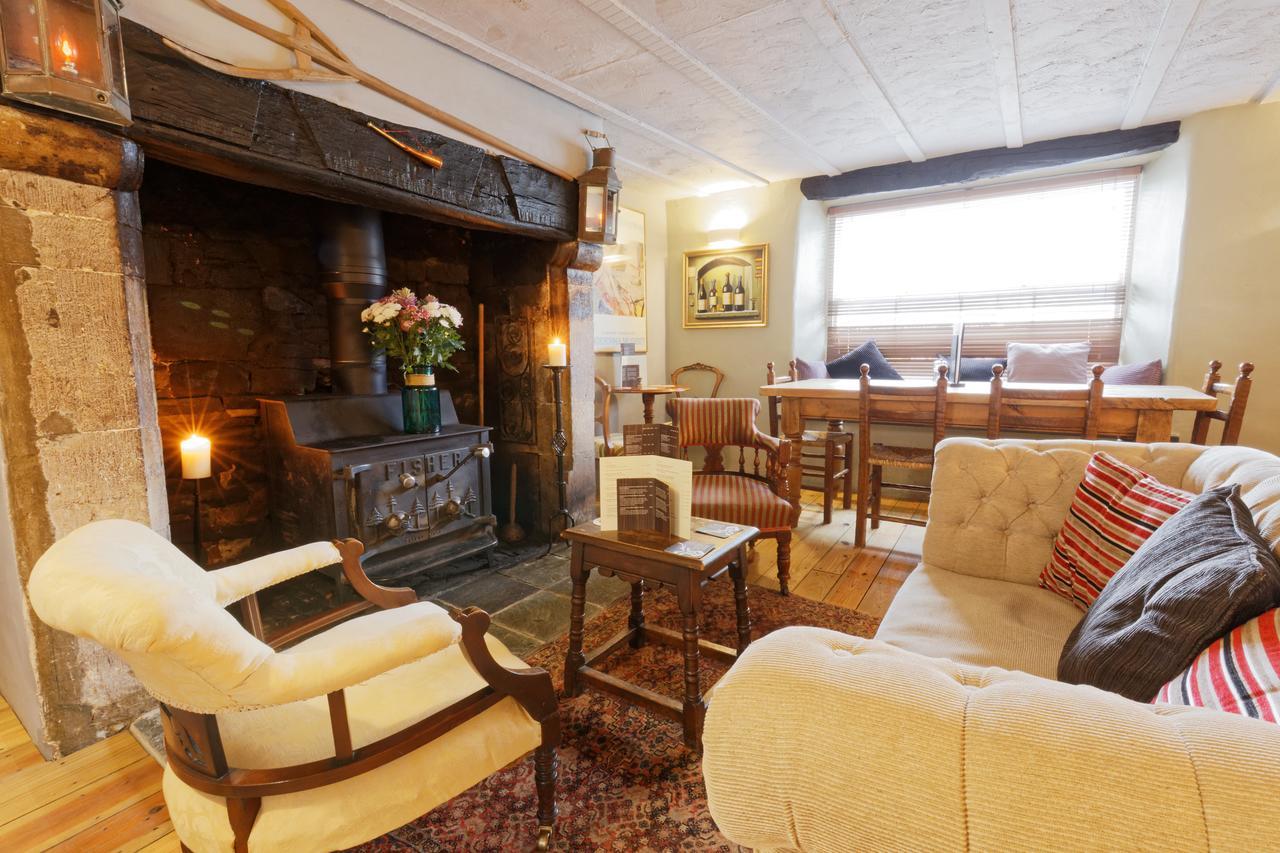 Rams Head Inn Dolton ภายนอก รูปภาพ