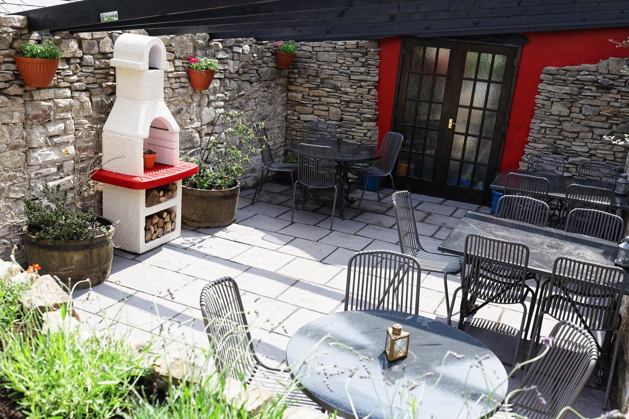 Rams Head Inn Dolton ภายนอก รูปภาพ