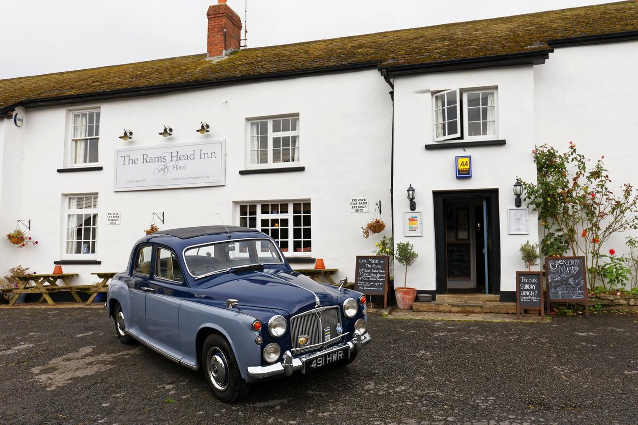 Rams Head Inn Dolton ภายนอก รูปภาพ